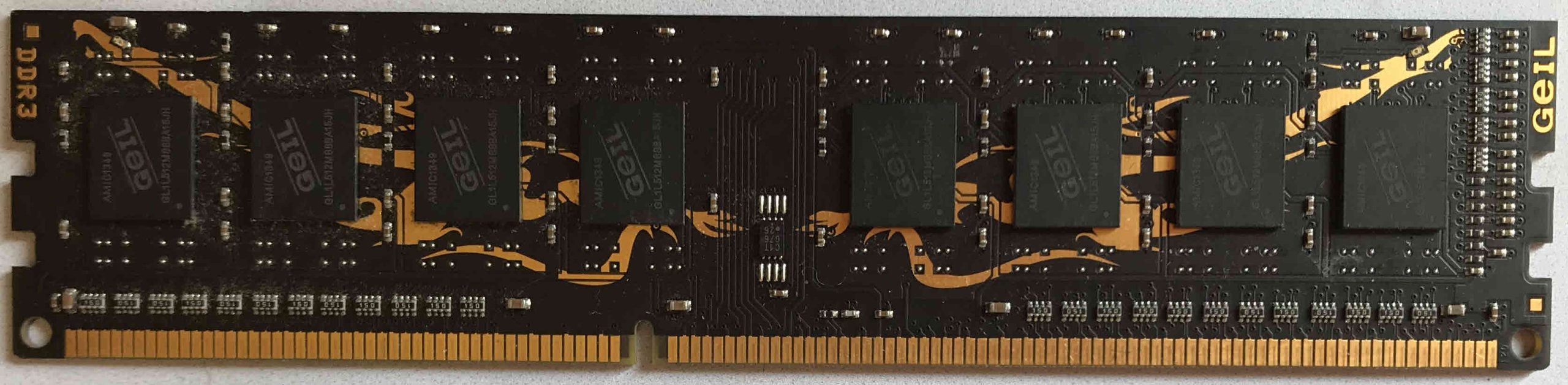 4GB 2Rx8 PC3-12800U-11-11-28 Geil
